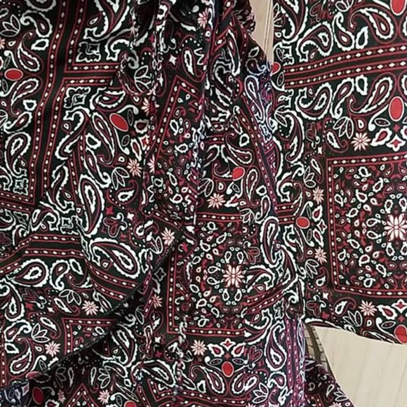 STUNNING AUTUMN DRESS - Picture 6 of 7